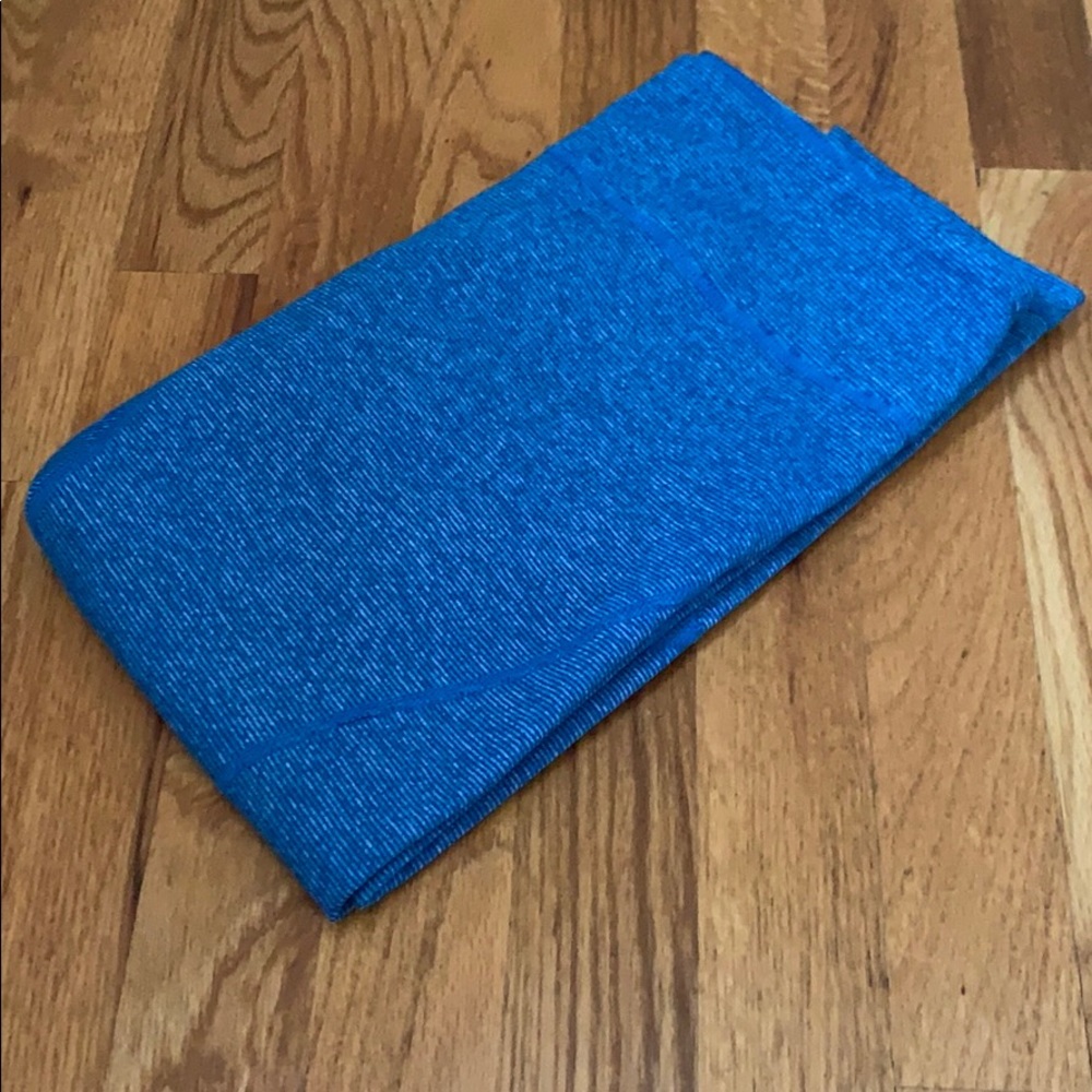 VGUC Zella crop leggings, size M